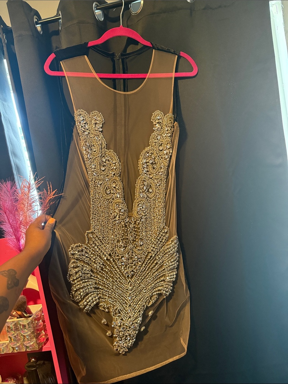 Embellished Sleevless Black Velvet Elegant Dress